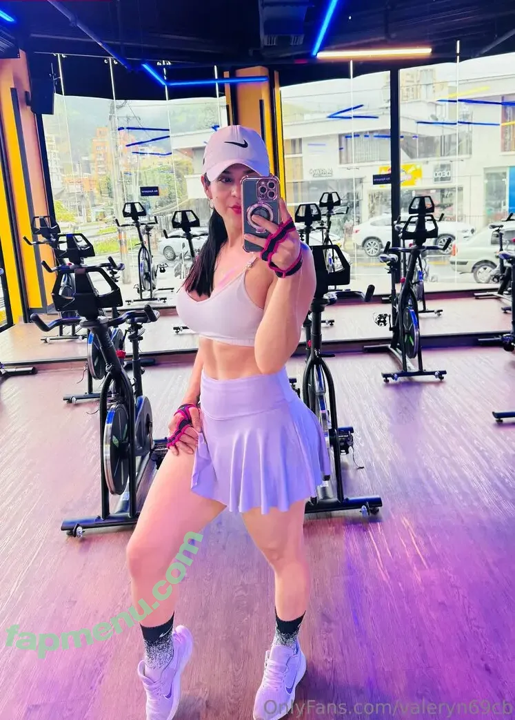 valeryn69cb nude photo #0020 (valeryn69cb)