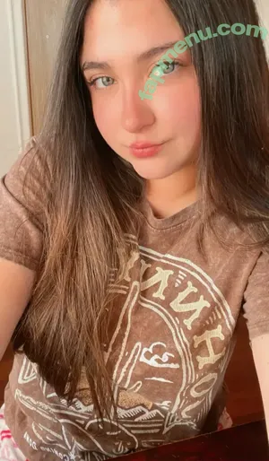 valeuwu00 / valebunnyuwu nude photo #0092
