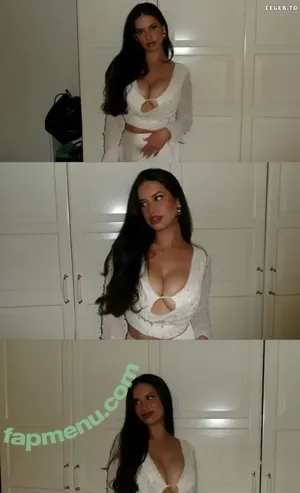 vali030 / valiii030 nude photo #0033