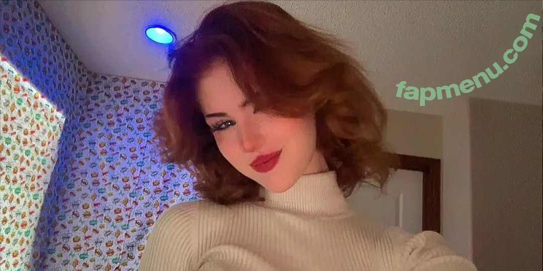 ValiantF0x nude photo #0027 (VixenValiant / user)