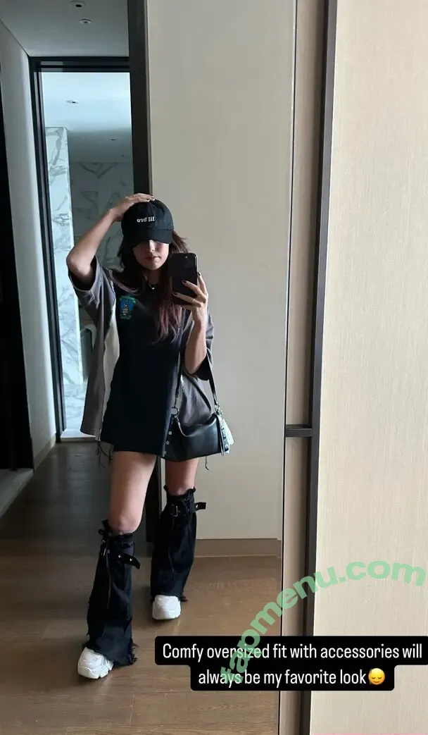 Valkyrae nude photo #0215 (Valkyrae)