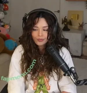 Valkyrae nude photo #1000