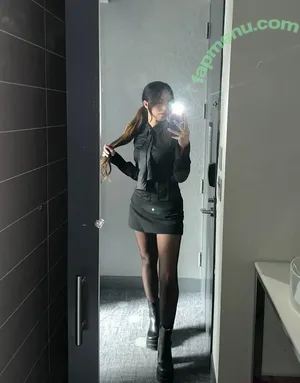 Valkyrae nude photo #1255