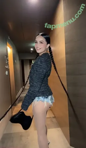 Valkyrae nude photo #1298