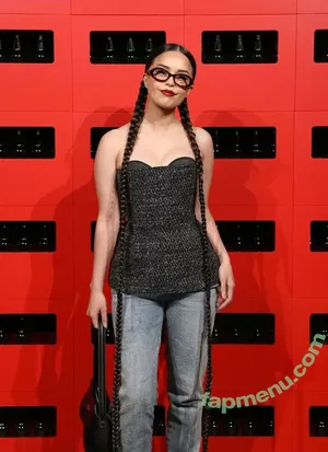 Valkyrae nude photo #1312