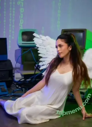 Valkyrae nude photo #1370