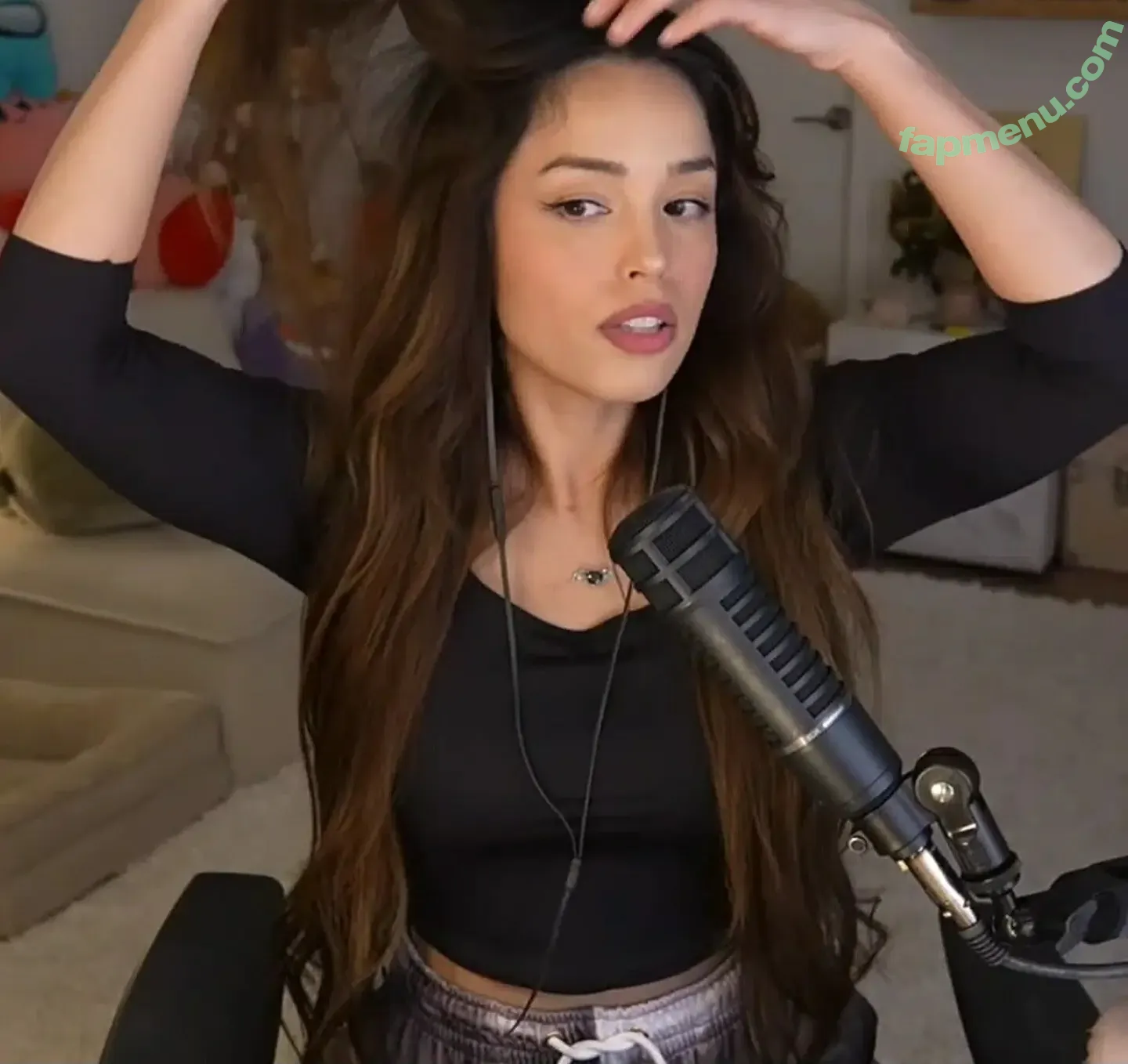 Valkyrae nude photo #1136 (Valkyrae)