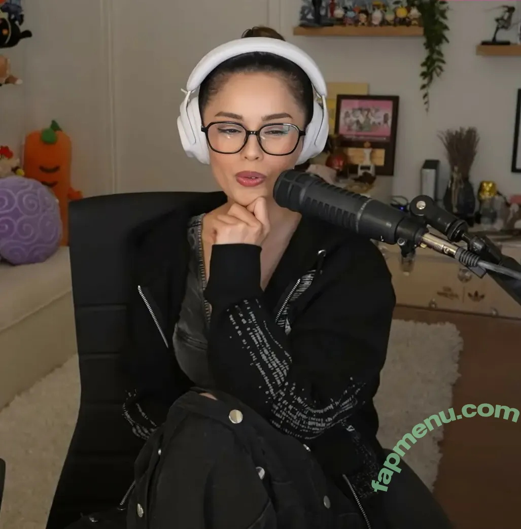 Valkyrae nude photo #1268 (Valkyrae)