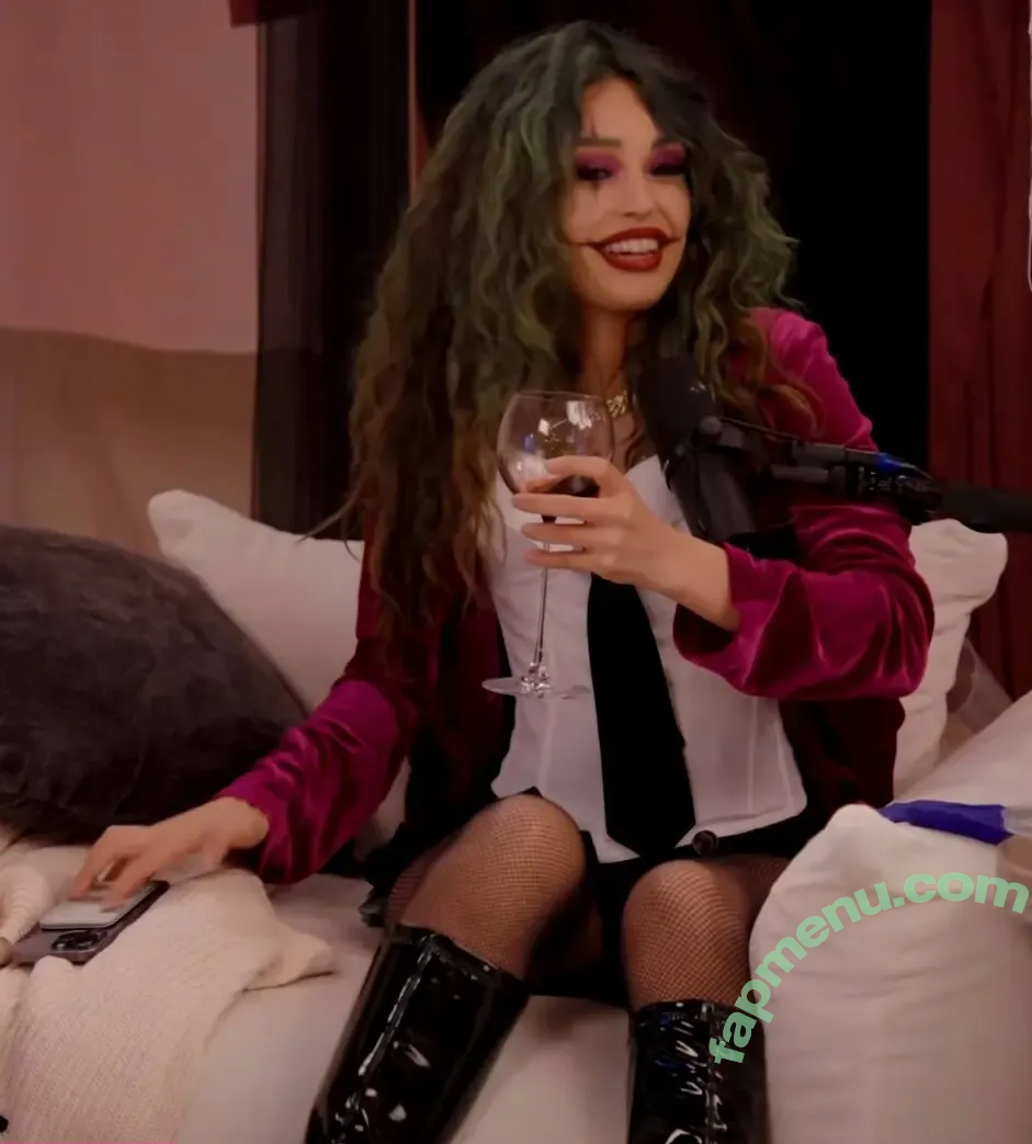 Valkyrae nude photo #1346 (Valkyrae)