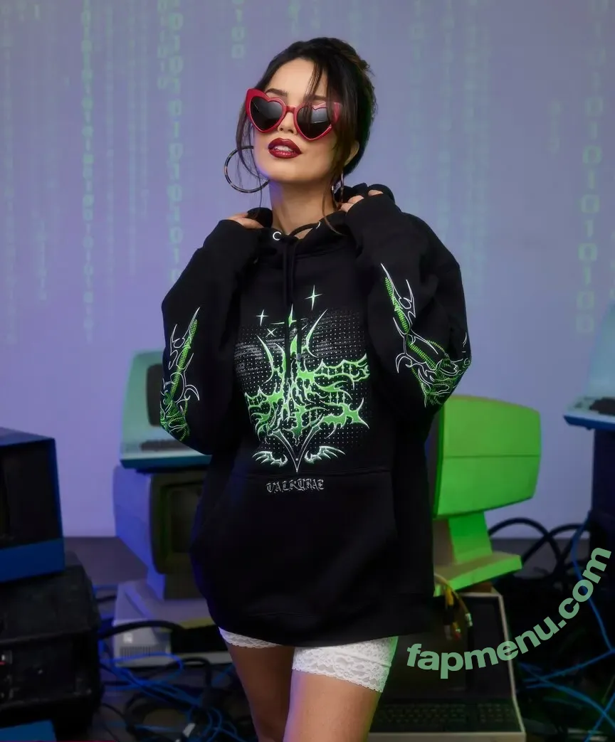 Valkyrae nude photo #1373 (Valkyrae)