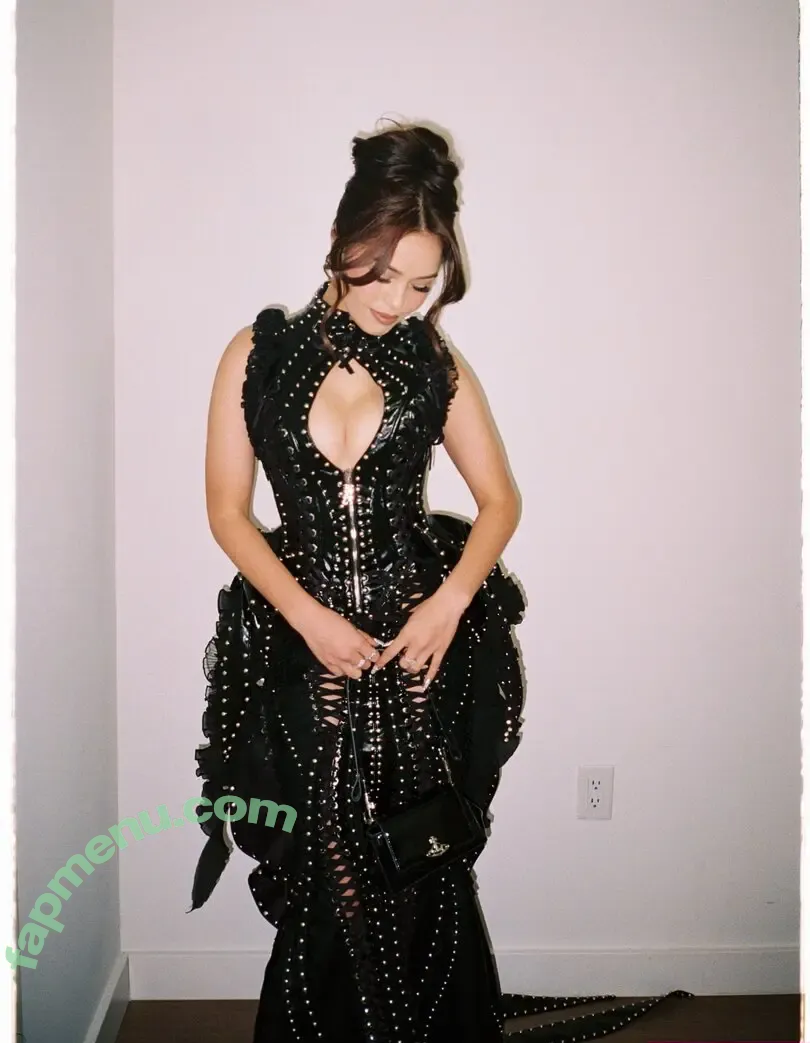 Valkyrae nude photo #1522 (Valkyrae)