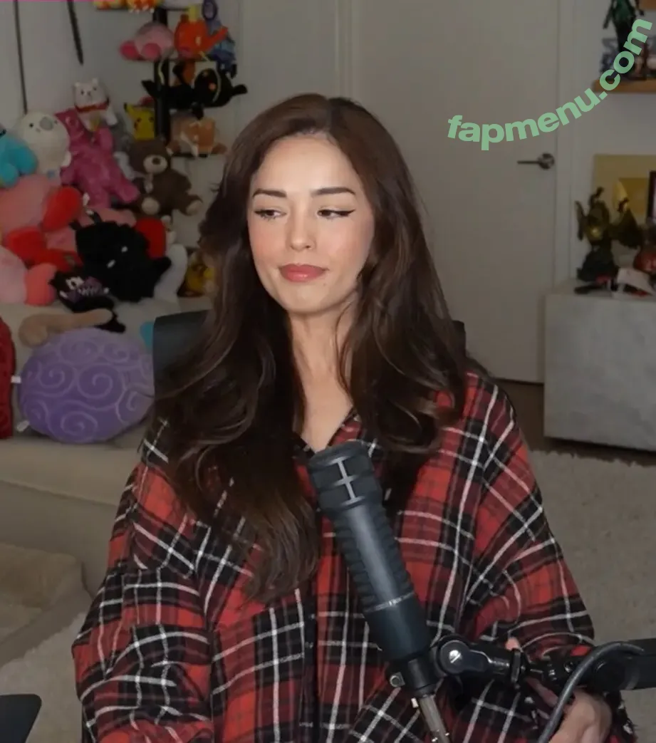 Valkyrae nude photo #1549 (Valkyrae)