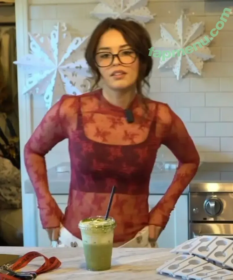 Valkyrae nude photo #1557 (Valkyrae)