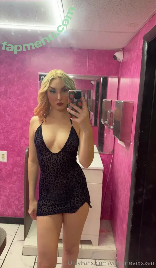 valkyrievixxxen nude photo #0049 (kendallthedancer_)