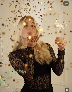 Vallixpauline nude photo #0760