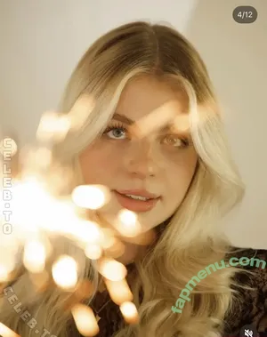 Vallixpauline nude photo #0763