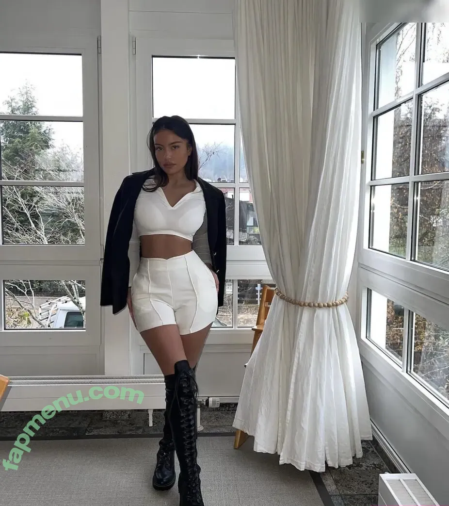 valonaash nude photo #0097 (valonaash)