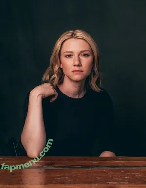 Valorie Curry / valoriecurry nude photo #0038