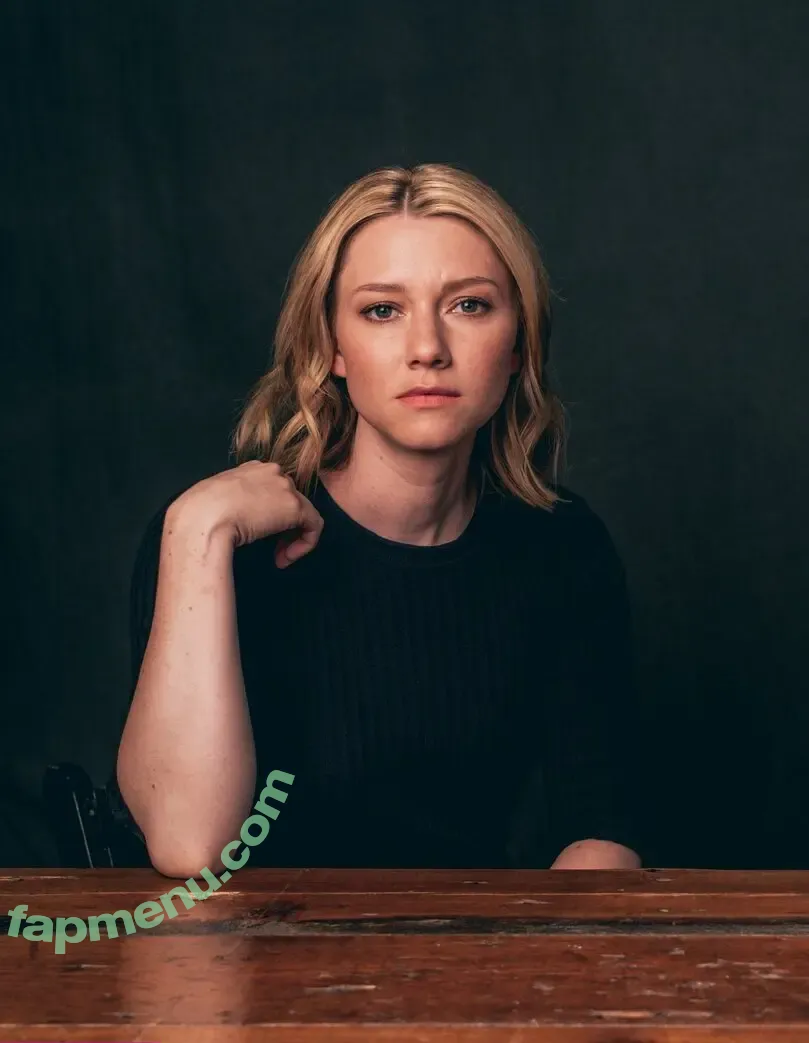 Valorie Curry nude photo #0038 (valoriecurry)