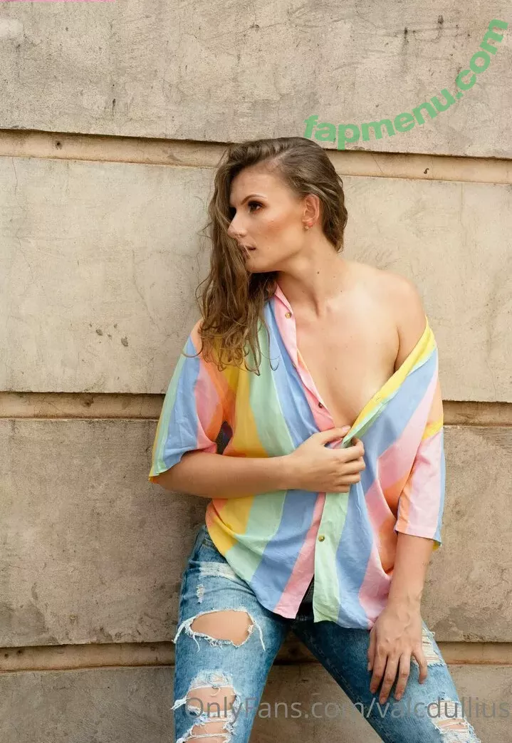 Valquíria Dullius nude photo #0008 (valcdullius)