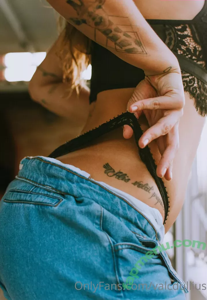 Valquíria Dullius nude photo #0024 (valcdullius)
