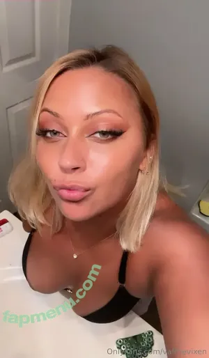  nude photo #0007