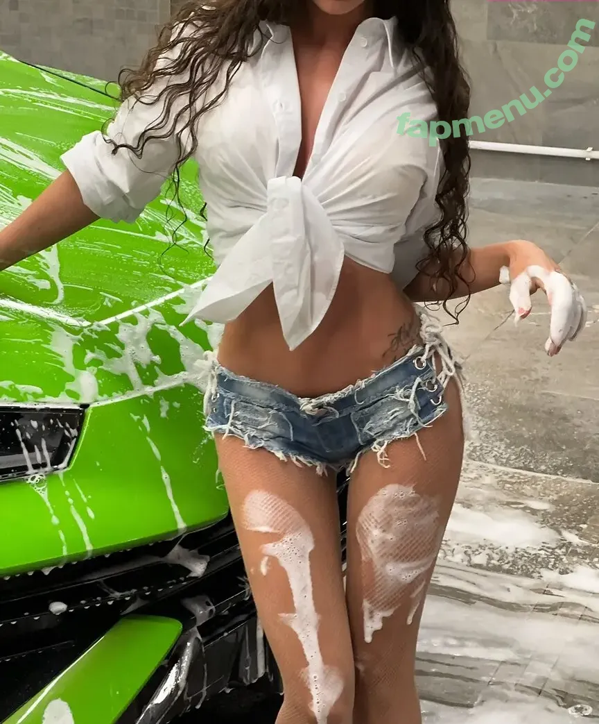 Valya Karnaval nude photo #0299 (karna.val / valyakarnaval)