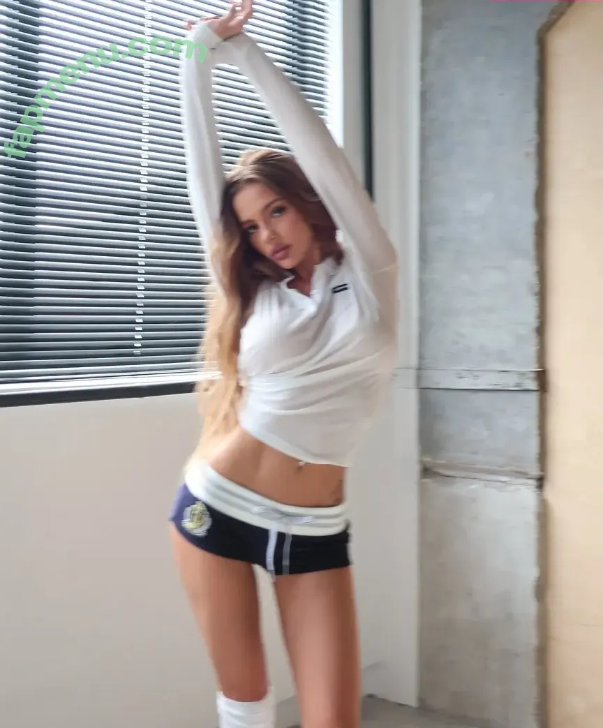 Valya Karnaval nude photo #0308 (karna.val / valyakarnaval)