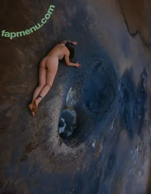  nude photo #0006