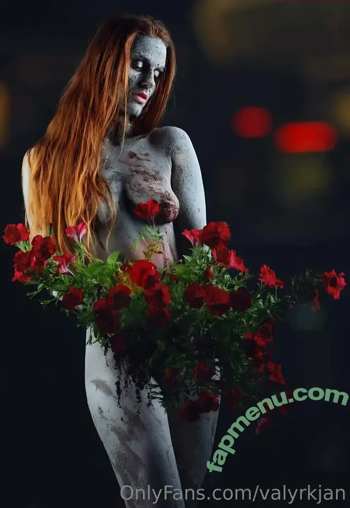 valyrkjan nude photo #0012 (valyrkjan)