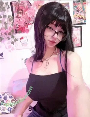 VampiryBatg / Mia Cuscuz / Pinguim_insano nude photo #0016