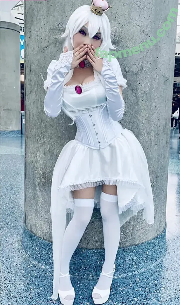 Vampybitme nude photo #0130 (Linda Le)