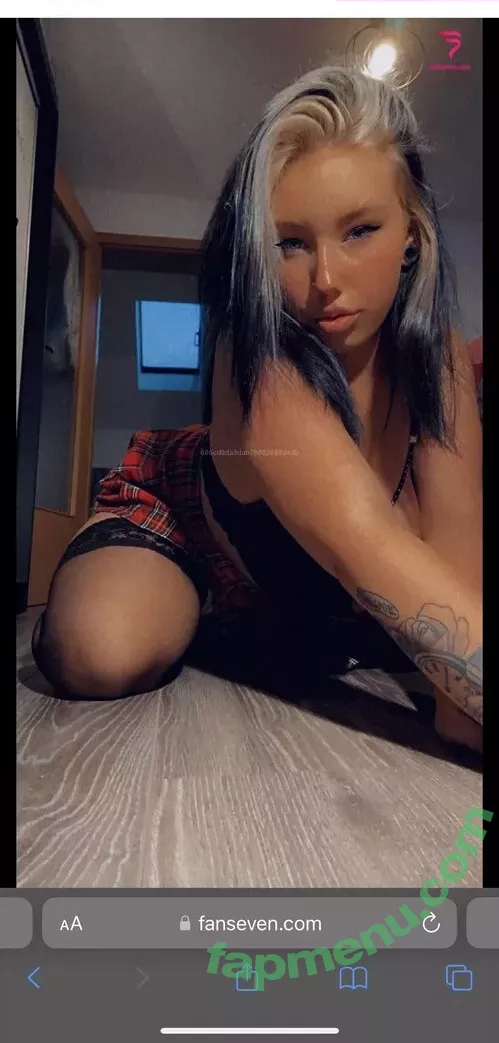 Van.sen nude photo #0033 (Fanseven / Insta / Van_sen / _tuning.tussi)