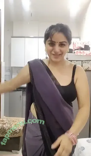 Vandana Pathak / me_mrs_vandana nude photo #0353