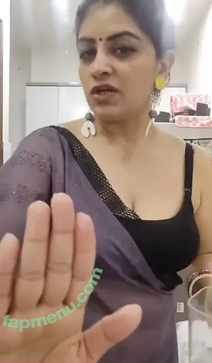 Vandana Pathak / me_mrs_vandana nude photo #0356