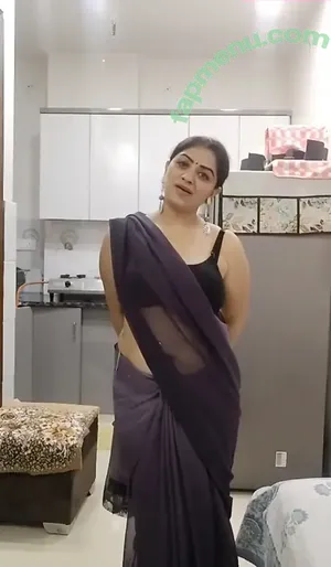 Vandana Pathak / me_mrs_vandana nude photo #0358