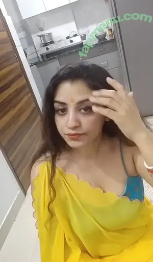 Vandana Pathak / me_mrs_vandana nude photo #0408