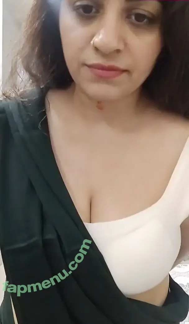 Vandana Pathak nude photo #0338 (me_mrs_vandana)