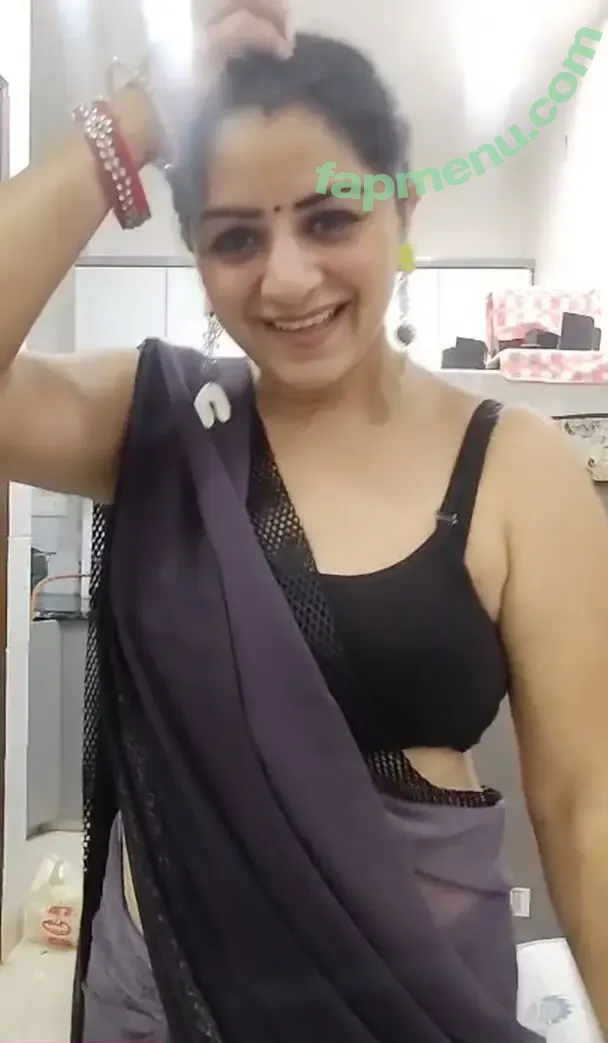 Vandana Pathak nude photo #0344 (me_mrs_vandana)