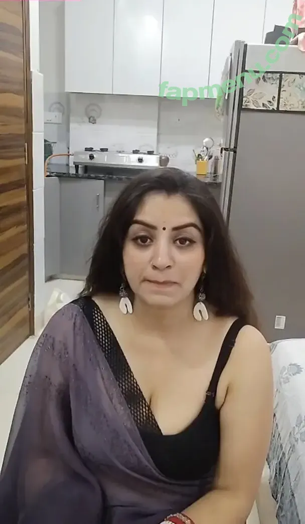 Vandana Pathak nude photo #0365 (me_mrs_vandana)