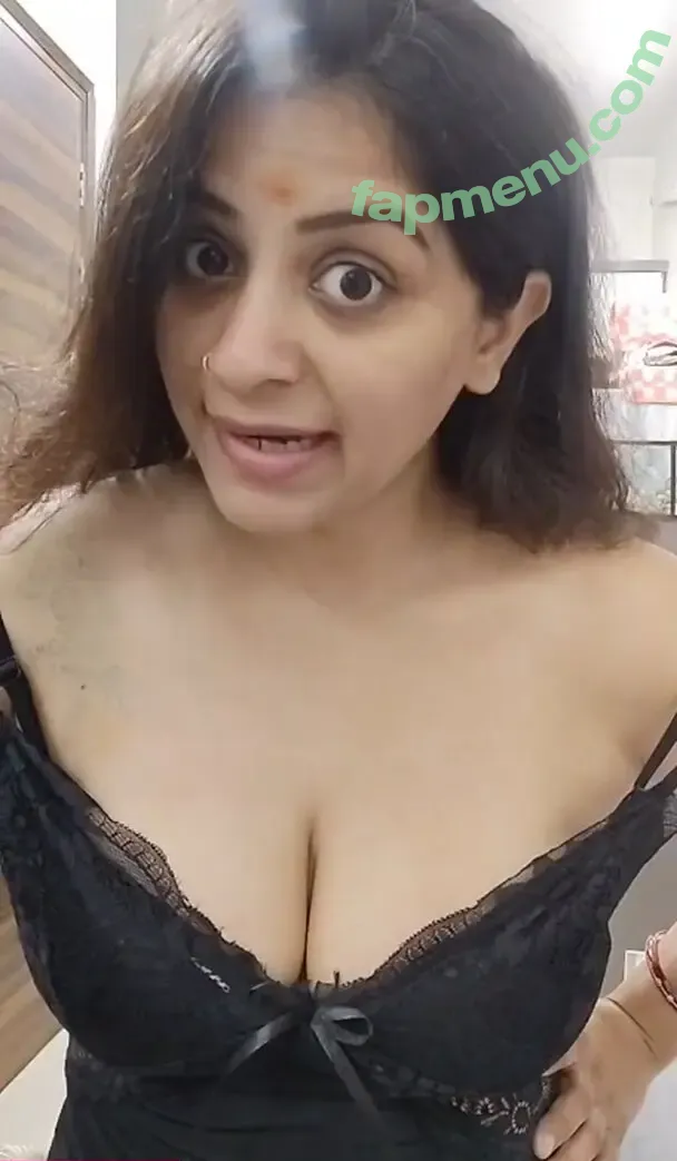 Vandana Pathak nude photo #0385 (me_mrs_vandana)