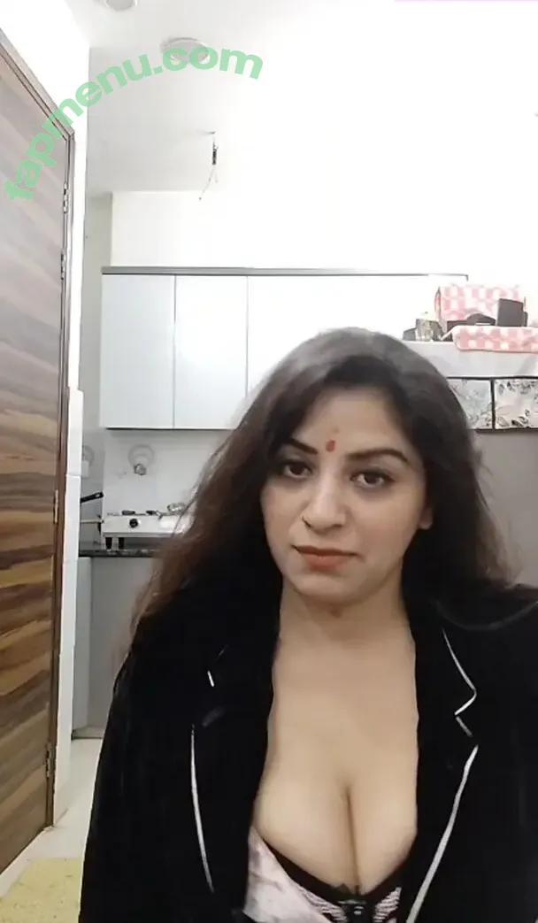 Vandana Pathak nude photo #0396 (me_mrs_vandana)