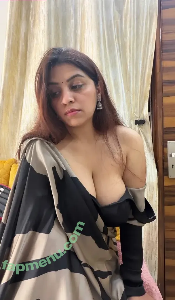 Vandana Pathak nude photo #0435 (me_mrs_vandana)