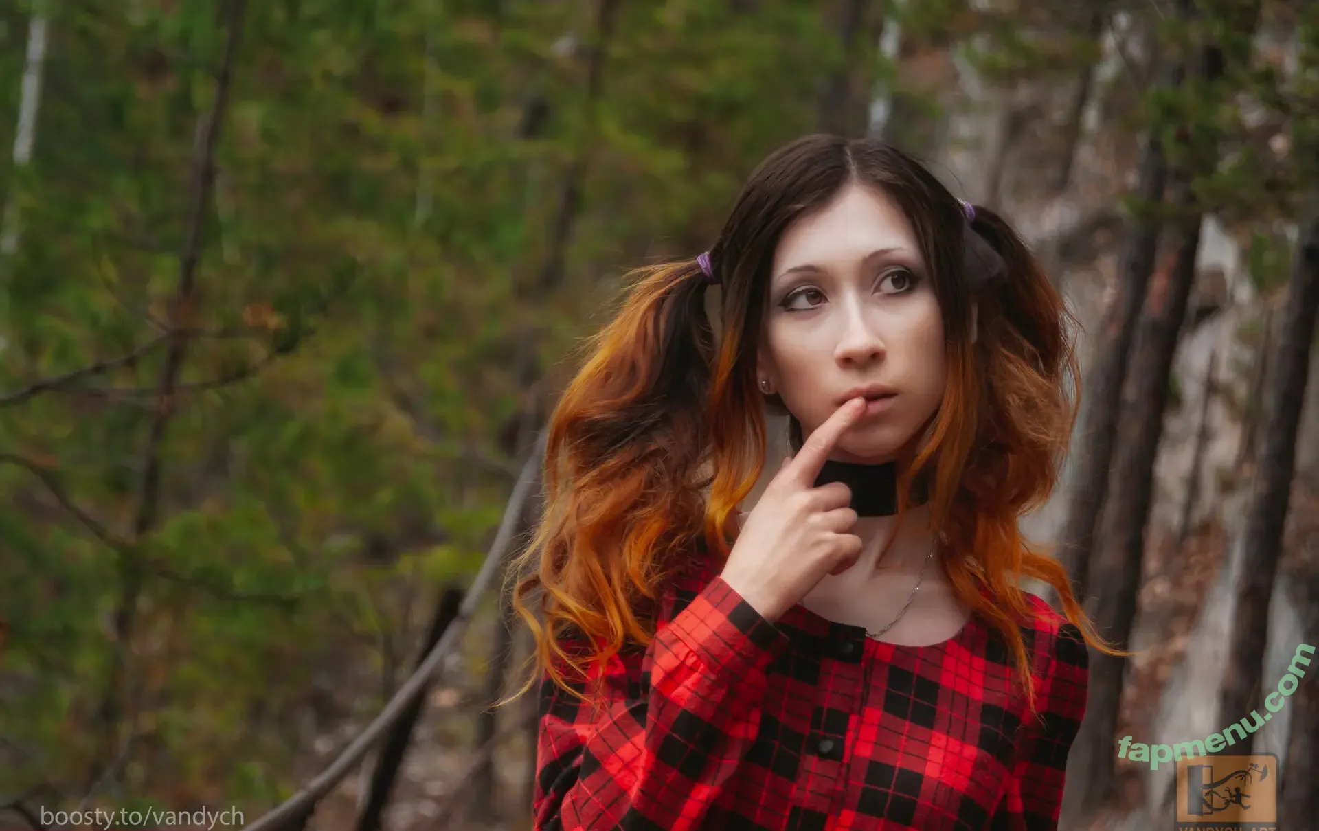 Vandych nude photo #1272 (Alina Latypova / alex_vandych / larissalatypova17)