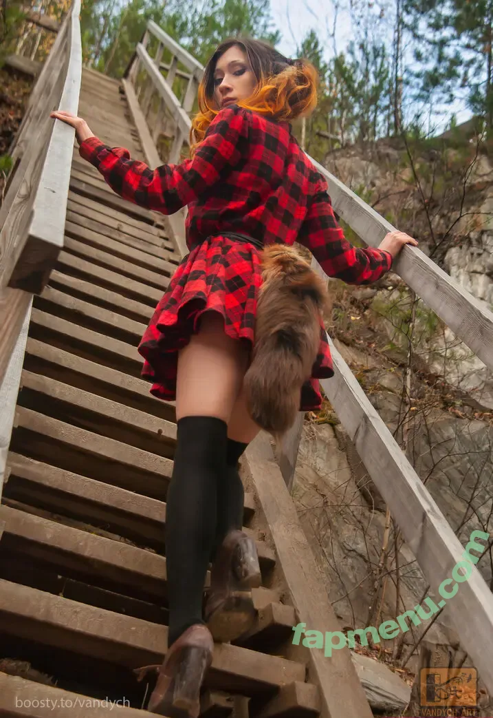 Vandych nude photo #1298 (Alina Latypova / alex_vandych / larissalatypova17)