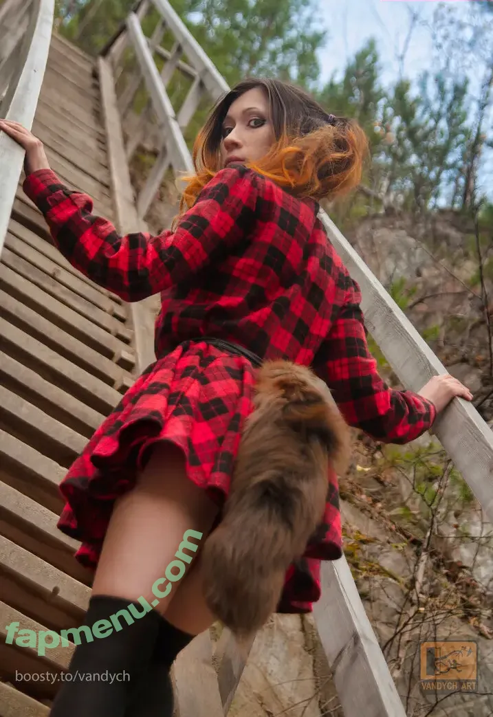 Vandych nude photo #1299 (Alina Latypova / alex_vandych / larissalatypova17)