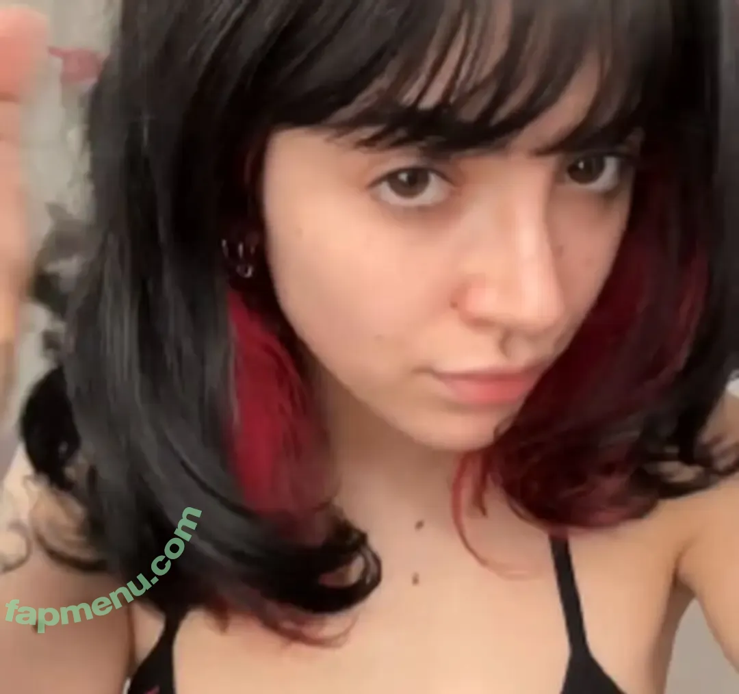 Vaneeeer_ nude photo #0121 (vanee18)