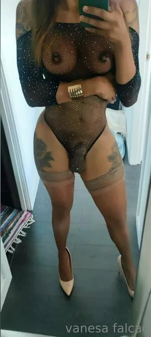 vanefalcao / vanesa_falcao / vanesafalcao27_ nude photo #0020