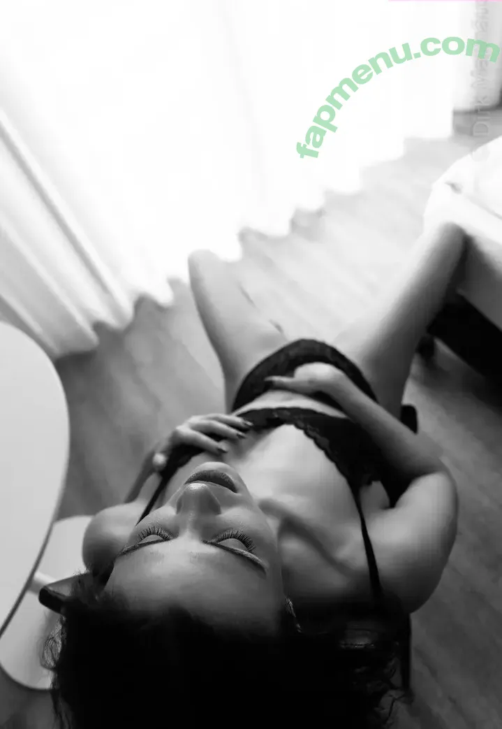 Vanessa Bartsch nude photo #0339 (vibeswithnessaaa)