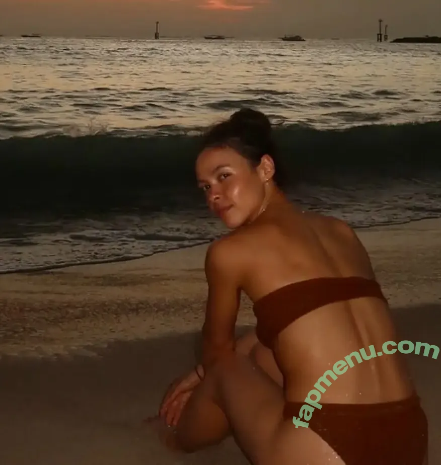 Vanessa Bauer nude photo #0389 (vanessabauer_skates)